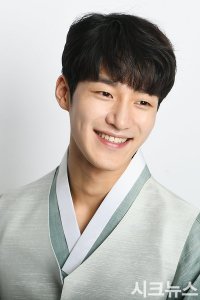 Jin Geon-woo