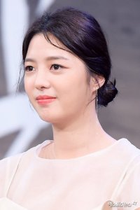Uhm Hyun-kyung
