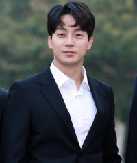 Heo Kyung-hwan