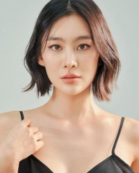 Yoon Sun-ah