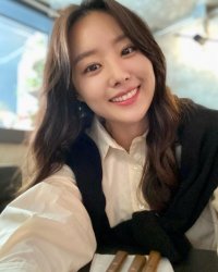 Song Ji-eun