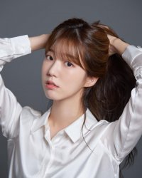 Lee Ji-won-V