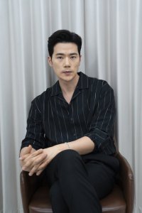 Kim Kang-woo