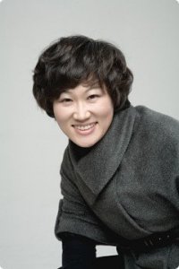 Yoon Boo-jin