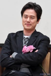 Kam Woo-sung