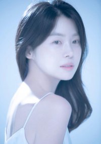 Min Ji-ah