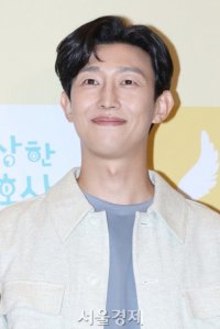 Kang Ki-young