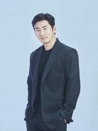 Yoon Kye-sang