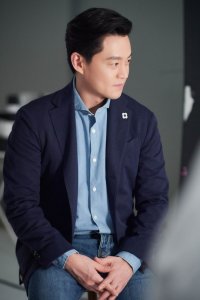 Lee Seo-jin