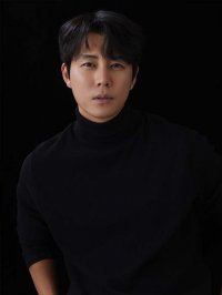 Shin Ji-hoon