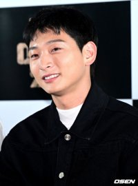 Jeong Jinwoon