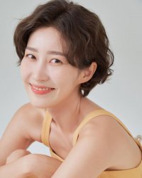 Lee Eun-bi
