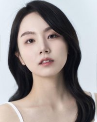 Min Chae-yeon