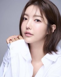 Song Si-yeon