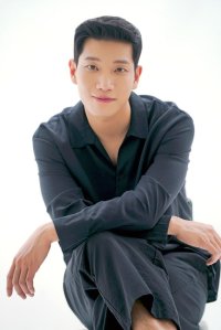 Kim Kyung-nam To Join "Connection"