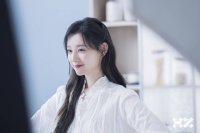 [HanCinema's News] HighZium Studio Criticized for Choosing a Small Venue for Kim Ji-won's First Fan Meeting