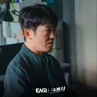 [Photos] New Stills Added for the Upcoming Korean Drama "Crash"