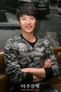 Shin Joo-hwan