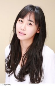 Kang Rae-yeon