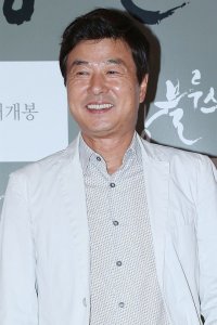 Sun-woo Jae-duk