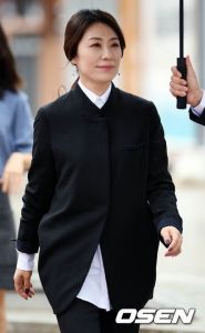 Jo Yoon-hee-I