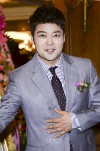 Jun Hyun-moo