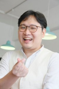 Shin Yong-woo