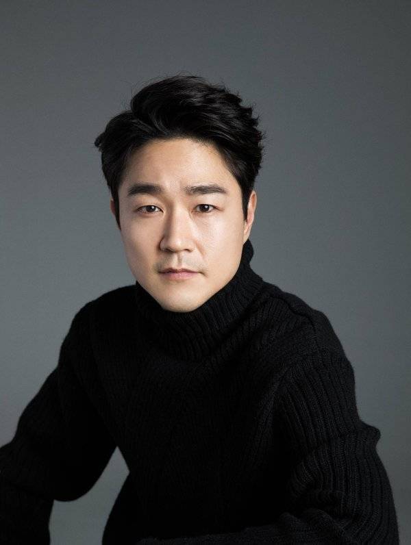 Tae In-ho to Star in 'Sisyphus: The Myth' With Cho Seung-woo @ HanCinema