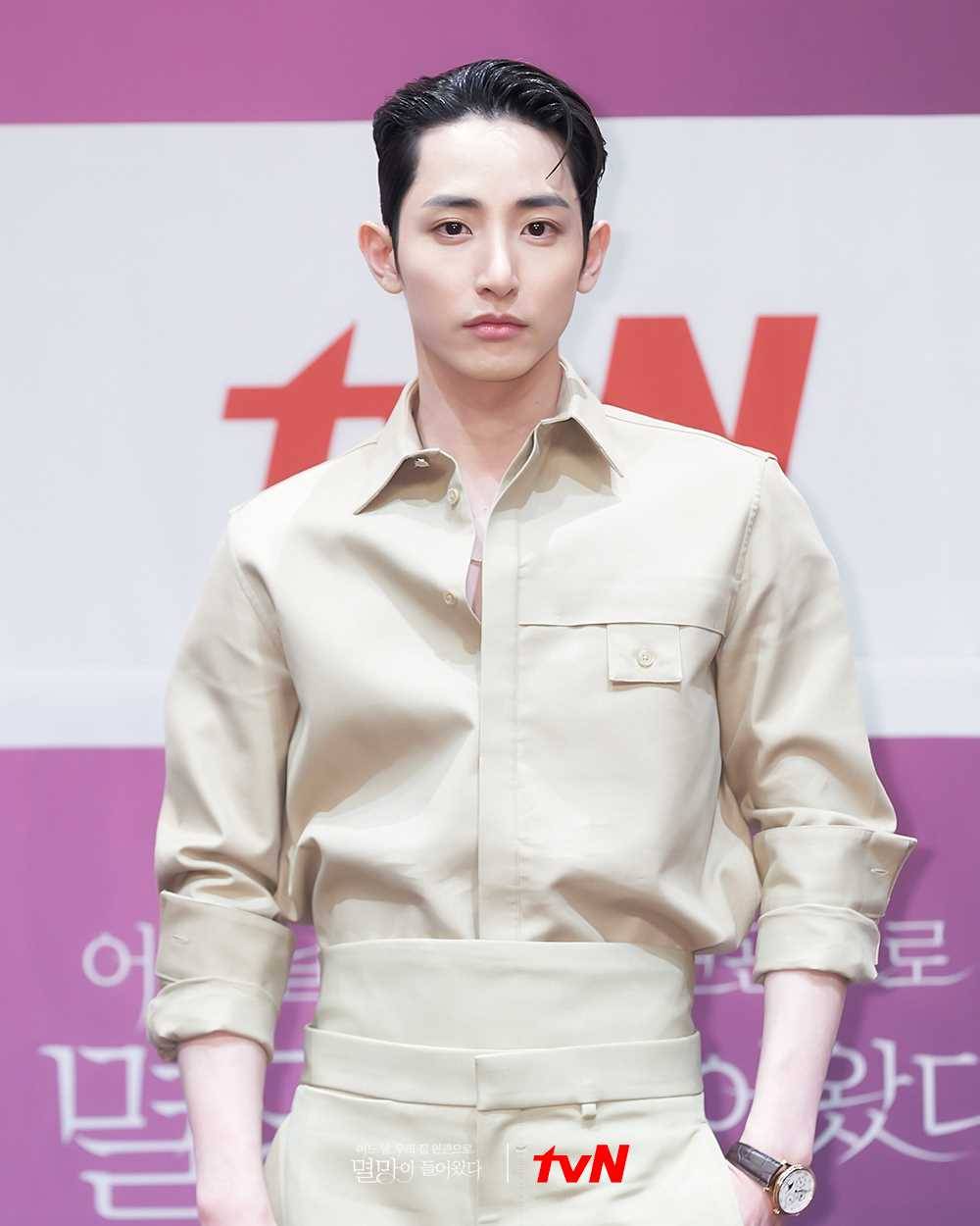 Lee Soo-Hyuk's Slick And Cool Outfit At The 'Doom At Your Service' Press  Conference