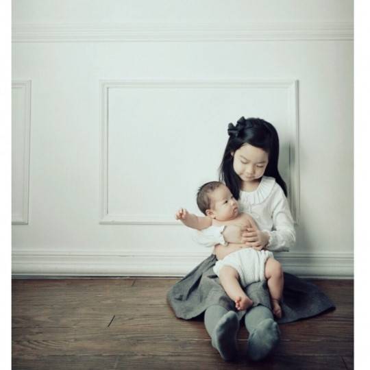 [Lily's Take] Hyun Young Celebrates the 50th Day of her New Born Son ...