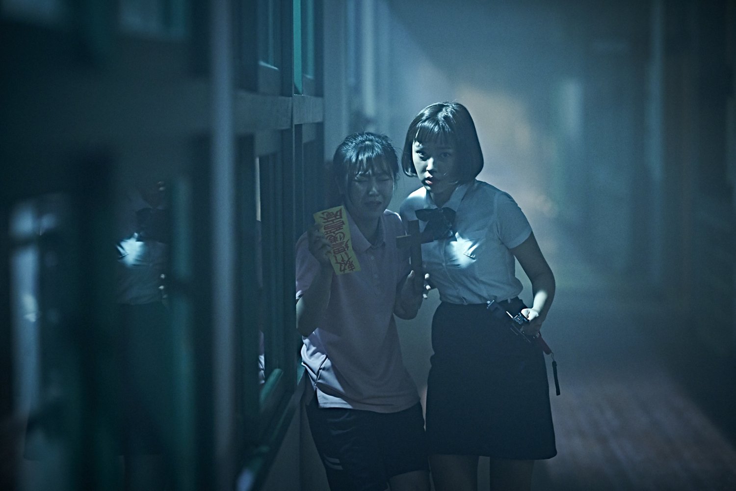 [Photos] New Stills Added for the Upcoming Korean Movie 'Whispering ...