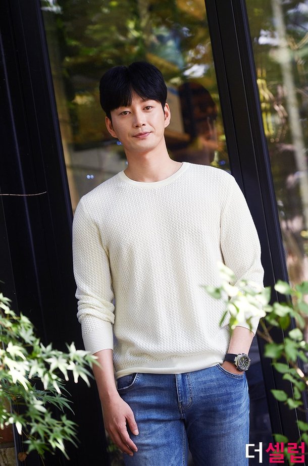 Lee hyun-wook