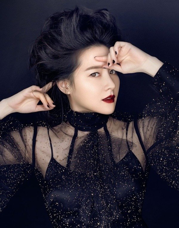 Lee Young-ae - Picture (이영애) @ HanCinema