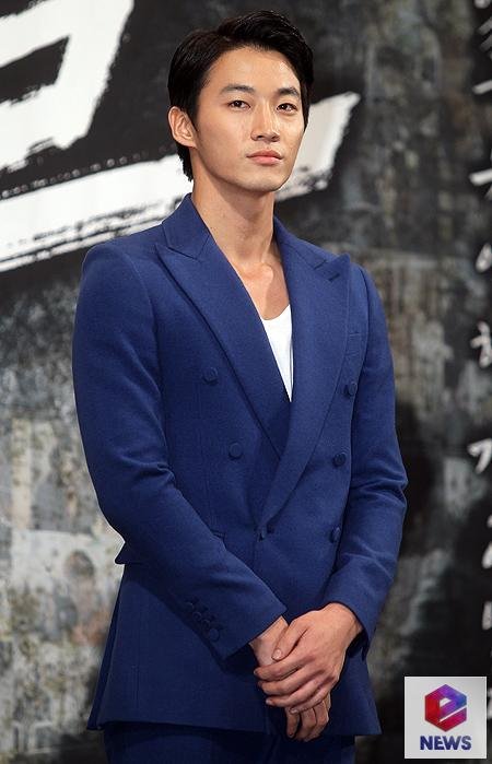 Jung Dong-hyun (정동현) @ HanCinema