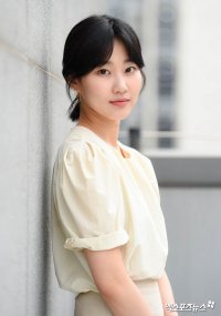 Ha Yoon-kyung