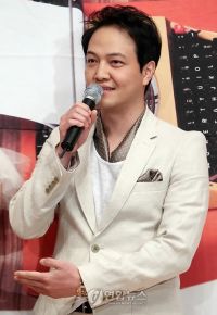 Jung Woong-in