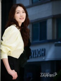 Kang Ji-young