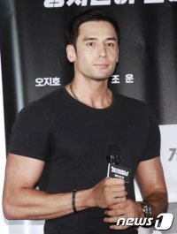 Julien Kang