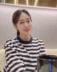 Ha Si-eun