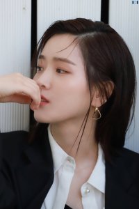 Kim Ji-eun-IV
