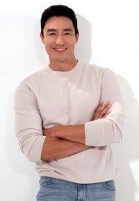 Daniel Henney