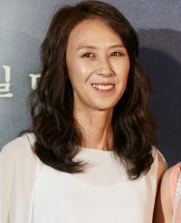 Yoon Bok-in