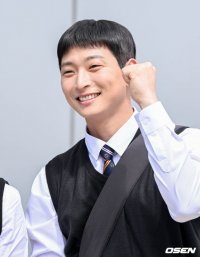 Jeong Jinwoon