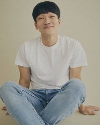 Lee Han-sol-I