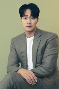 So Ji-sub