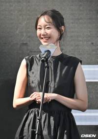 Lee Yoo-young