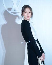 Lee Sung-kyung