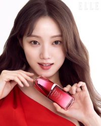 Lee Sung-kyung