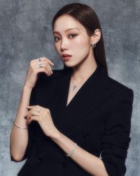 Lee Sung-kyung