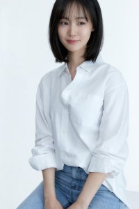 Park Ye-young